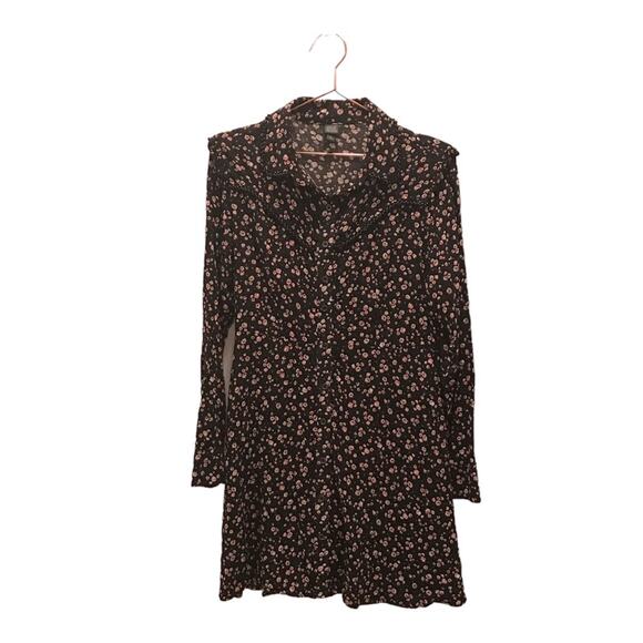 wild fable Dresses & Skirts - Wild Fable Long Sleeve Ruffle Beaded Dress - Size Medium